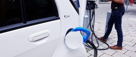 Auto a benzina e diesel, Germania contraria allo stop?