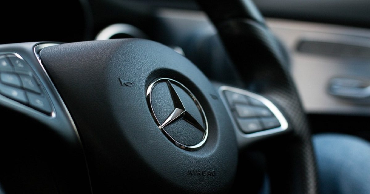 Mercedes Pay+, il debutto del nuovo sistema di pagamento in auto
