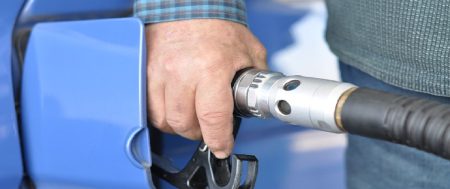 Prezzi carburanti: nuovi aumenti