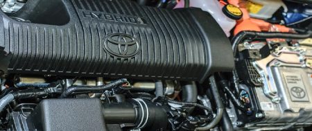 Toyota, depositato brevetto cambio manuale per le ibride