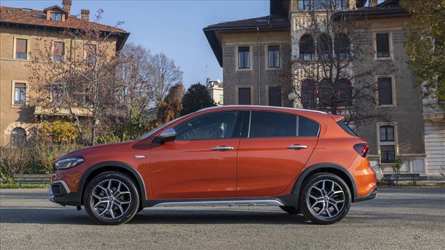 FIAT Tipo 1.6 Mjt S&S 5 porte Cross