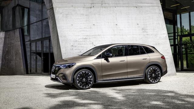 MERCEDES EQE 350+ AMG Line Advanced Plus