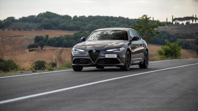 ALFA ROMEO Giulia 2.0 Turbo 280 CV AT8 AWD Q4 Sprint