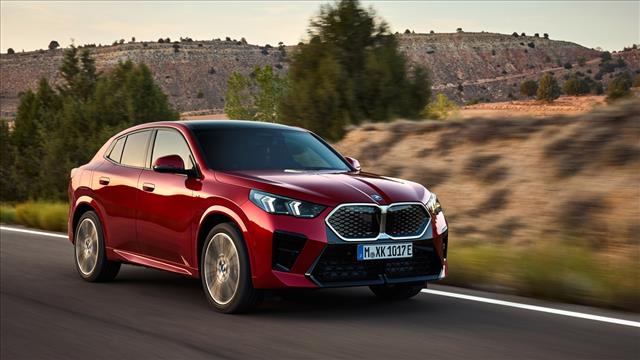 BMW iX2 eDrive 20