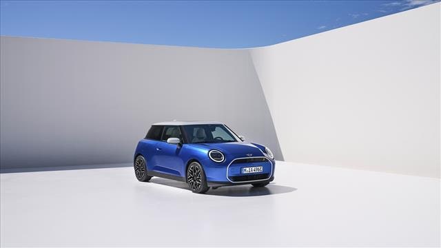 MINI Mini Cooper E Favoured