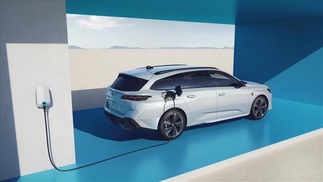 PEUGEOT e-308 motore elettrico (54kWh) 156 SW Style