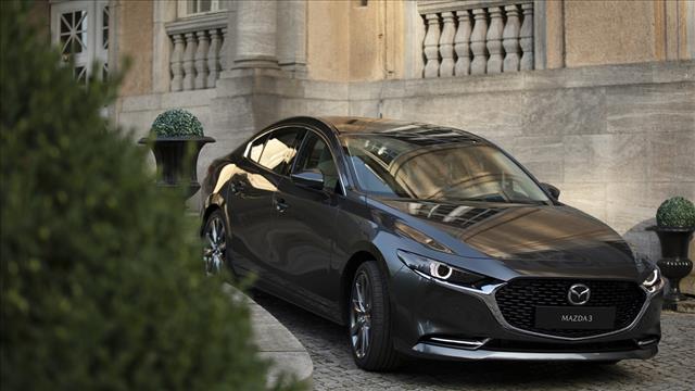 MAZDA Mazda3 2.0L e-Skyactiv-G M Hybrid 4p. Prime Line
