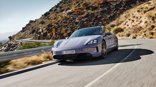 PORSCHE Taycan Sport Turismo