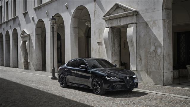 ALFA ROMEO Giulia 2.9 T V6 AT8 Quadrifoglio Super Sport