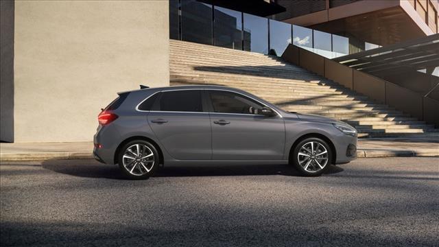 HYUNDAI i30 1.5 T-GDI DCT 48V 5 porte Business