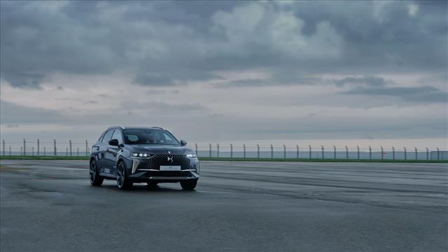 DS DS 7 E-Tense 360 4×4 Antoine de Saint Exupery