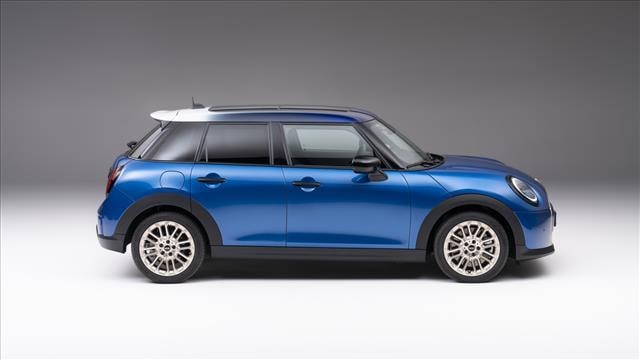 MINI Mini 5 Porte Cooper C Essential