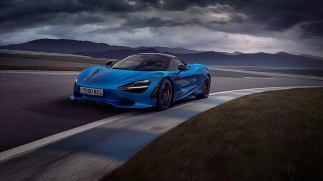 MCLAREN 750S Coup