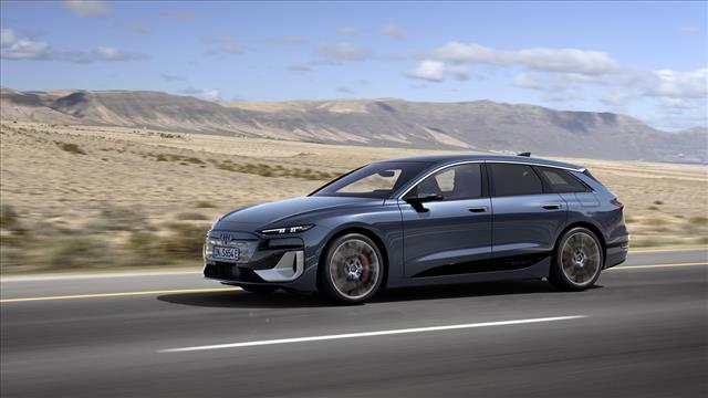 AUDI S6 e-tron Avant quattro Sport attitude