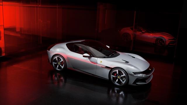 FERRARI 12Cilindri