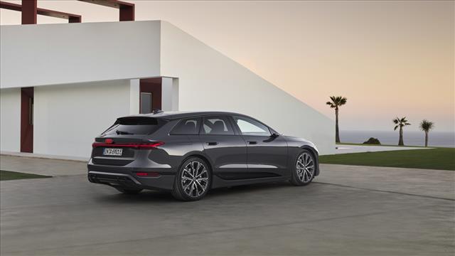 AUDI A6 e-tron Avant Business Advanced