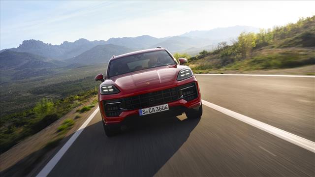 PORSCHE Cayenne Coup 4.0 GTS
